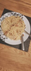 spaghettis à la carbonara à l'italienne